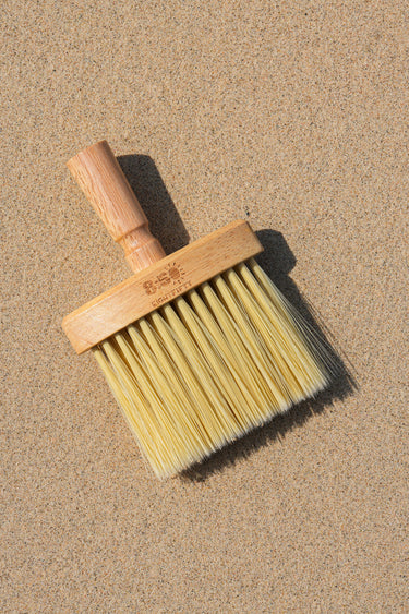 8:50 Sand Away Brush on the sand